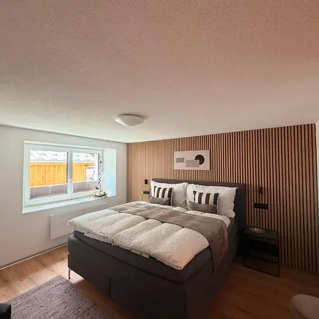Enzian Apartmán *