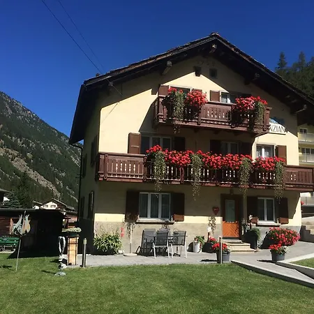 Enzian * Saas-Grund